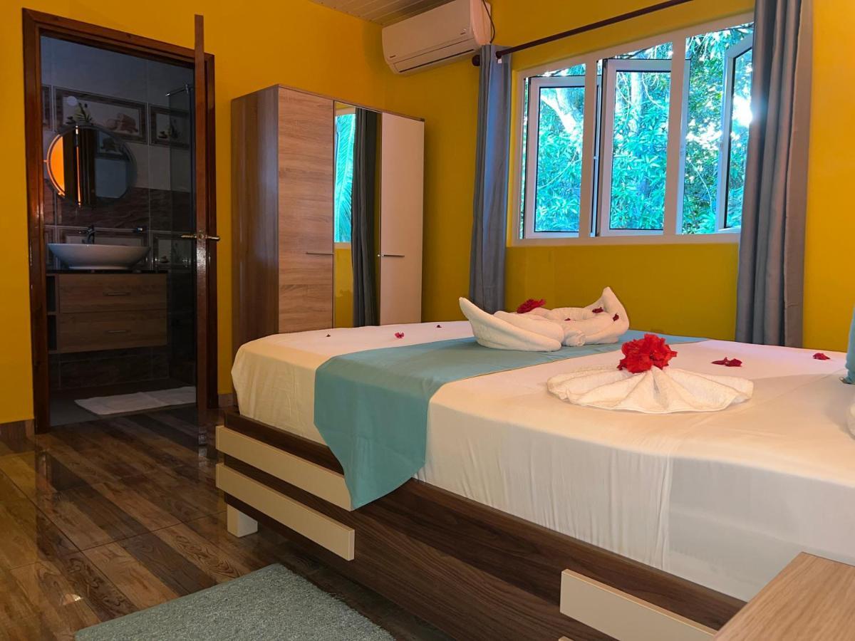Chloe'S Cottage Self-Catering La Digue Εξωτερικό φωτογραφία