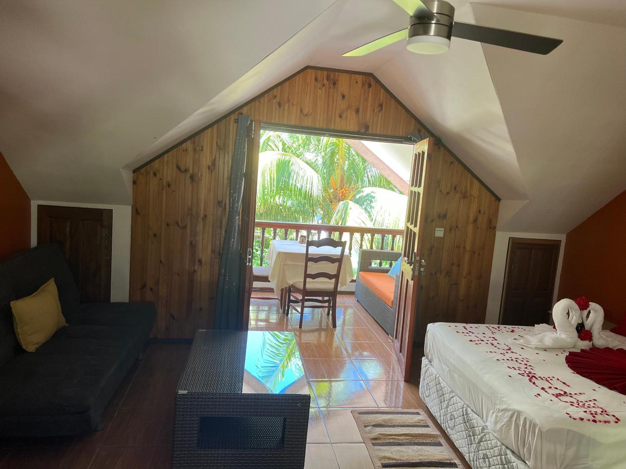 Chloe'S Cottage Self-Catering La Digue Εξωτερικό φωτογραφία